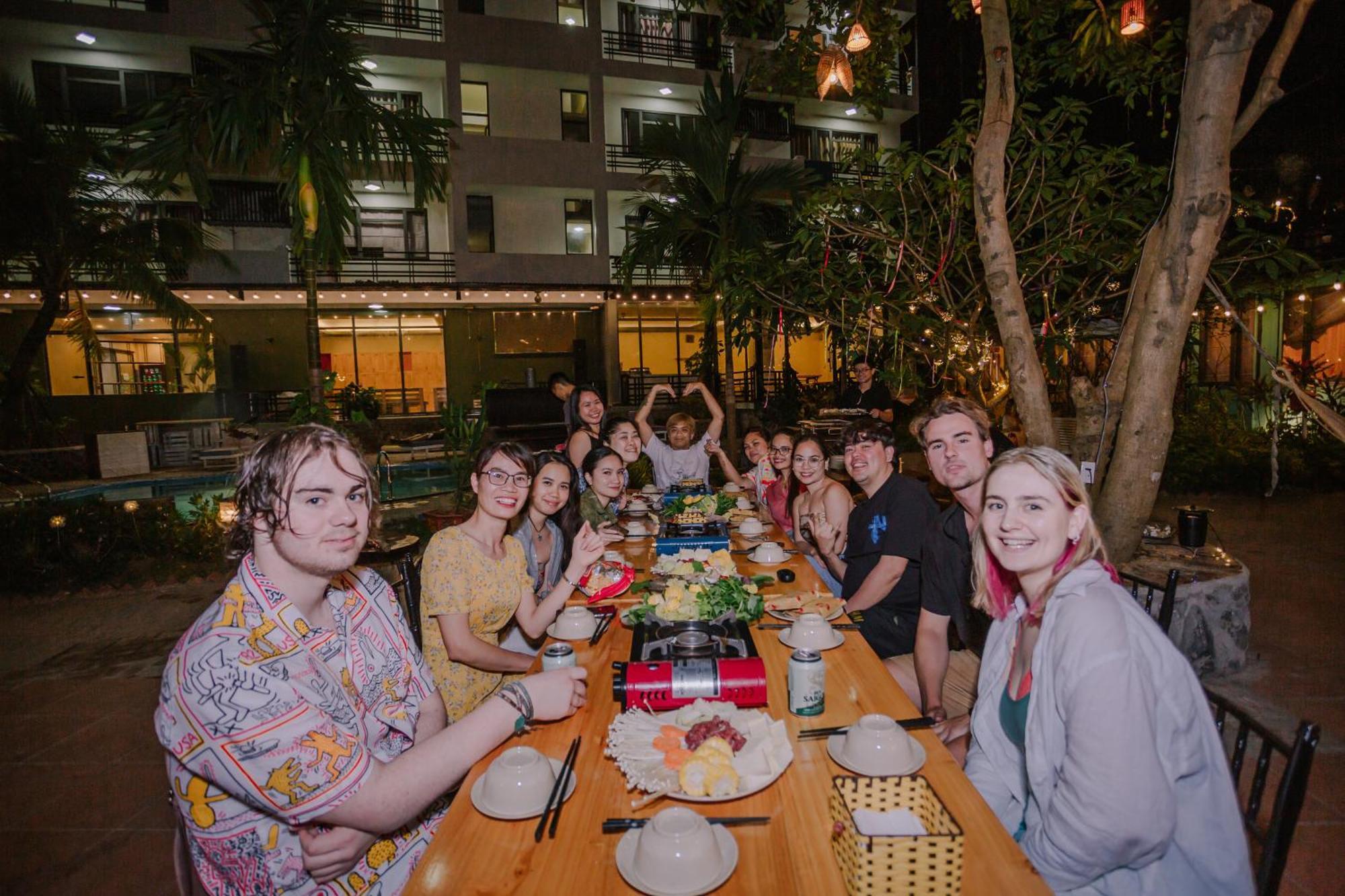 Republic Hostel Cat Ba Xuân Đám Ngoại thất bức ảnh