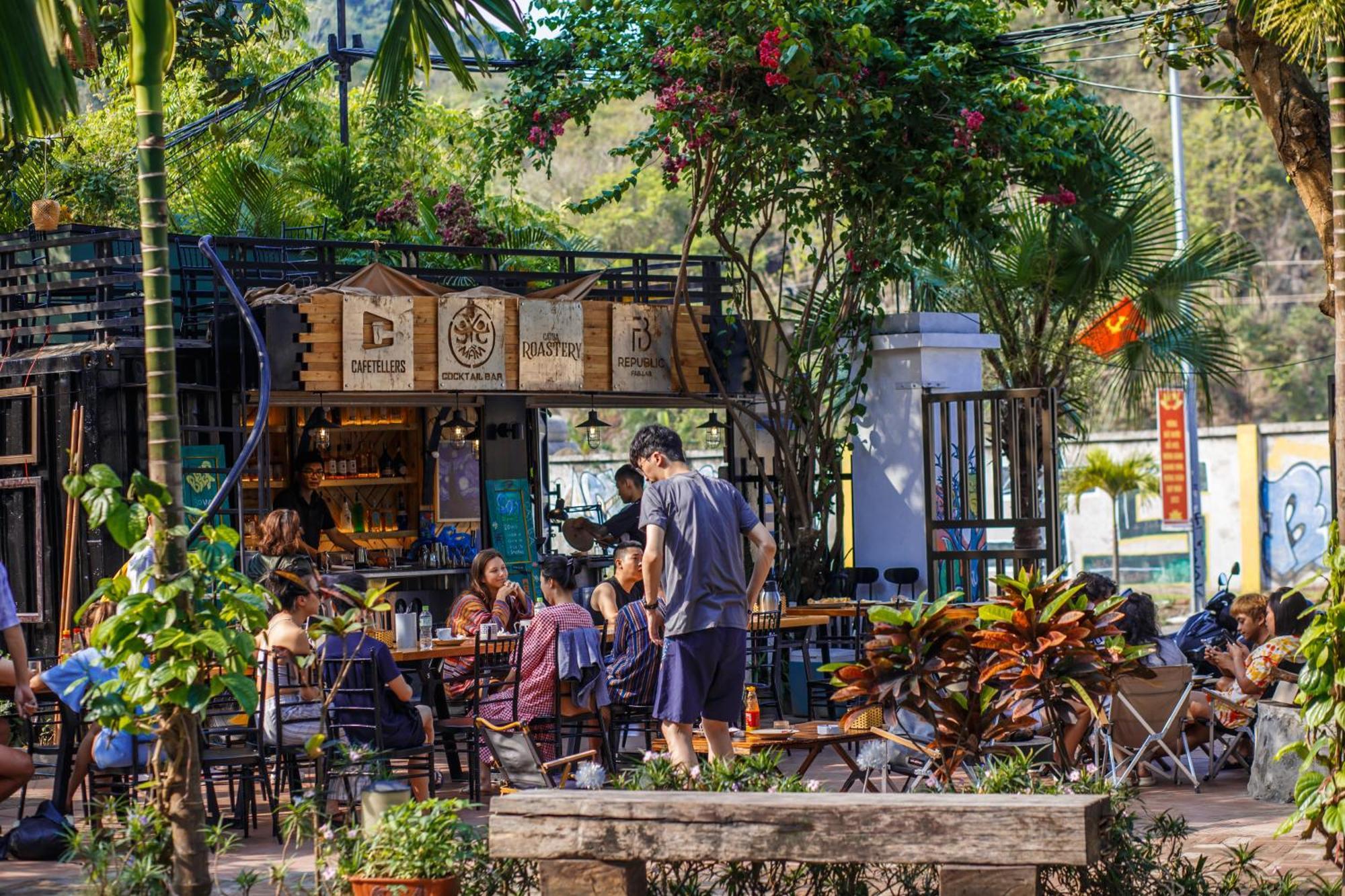 Republic Hostel Cat Ba Xuân Đám Ngoại thất bức ảnh